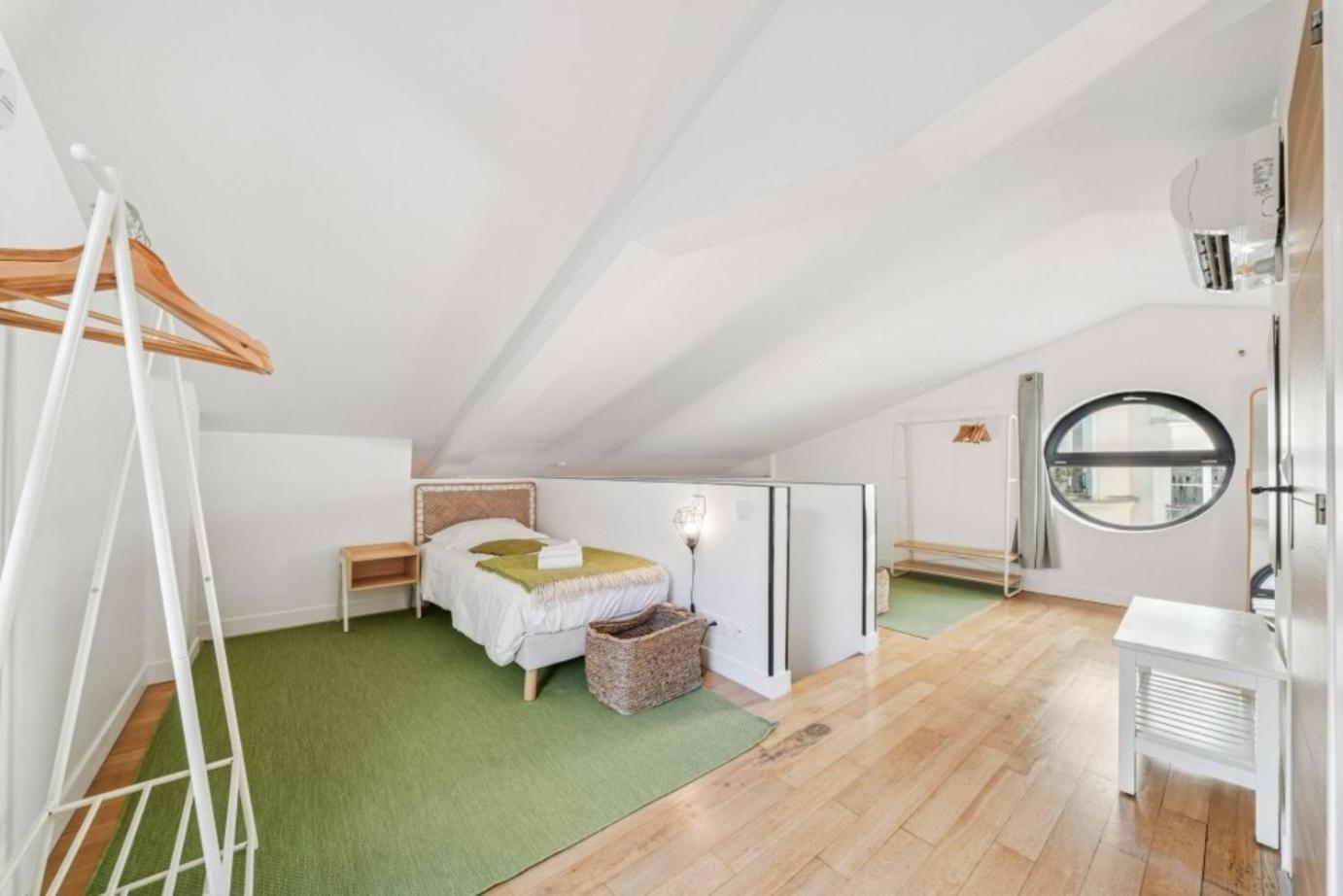 Apartment Lofts Chemin Paris