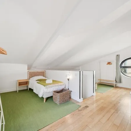Apartment Lofts Chemin Paris
