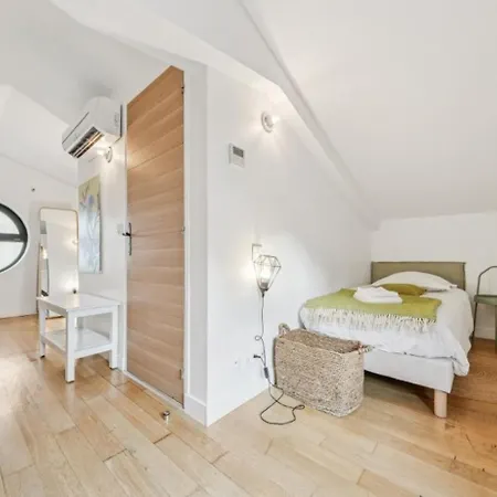 Apartment Lofts Chemin Paris